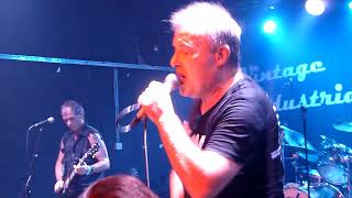 Jello Biafra (Dead Kennedys) &amp; G.S.M. - Government Flu  (Live)