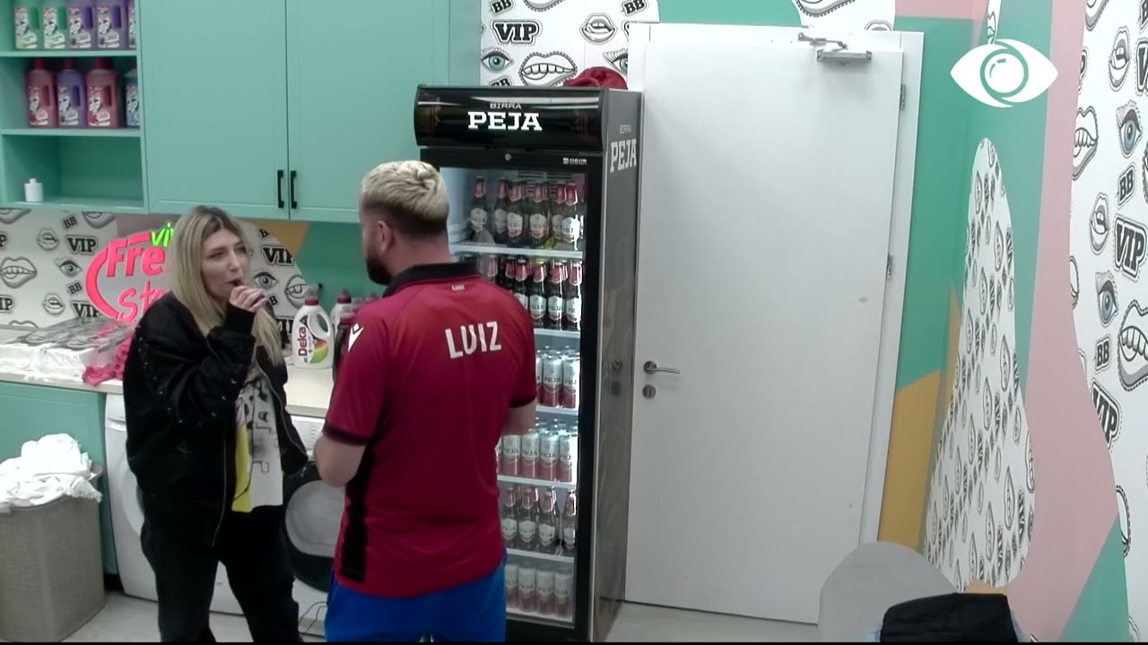 Plani i Luizit me Fotininë në lavanderi