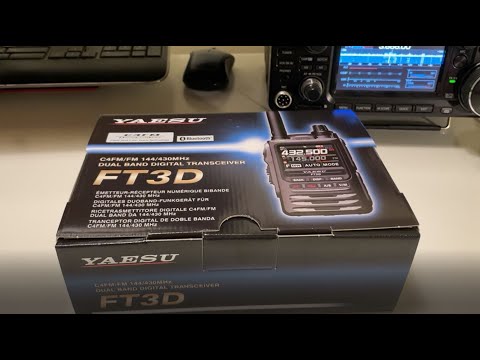 Yaesu FT3DR Unboxing
