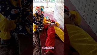 Download lagu CLOWN'S stomach is in pain #trending #viral #clown mp3