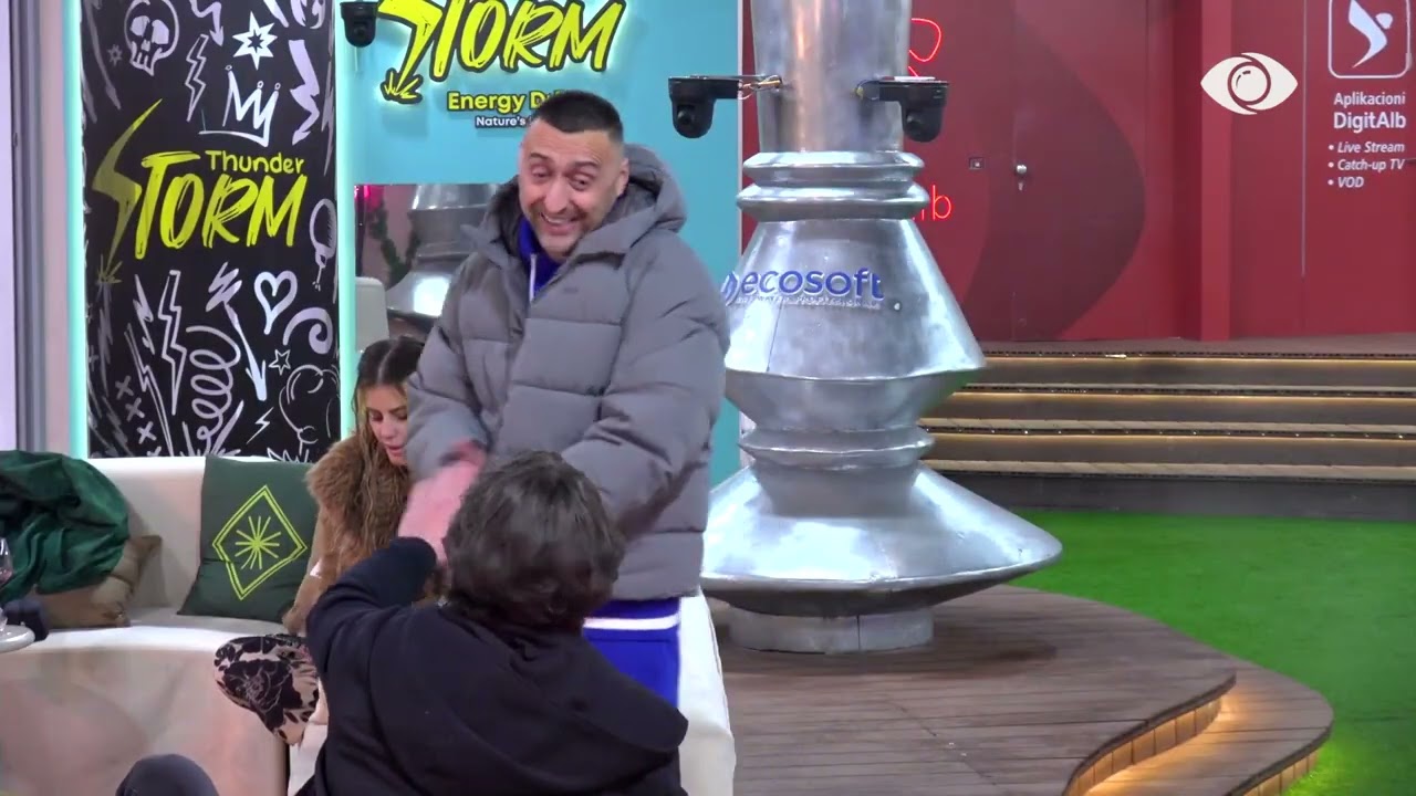 “Të pyeta a ke gjë me Valbonën?”/ Laerti debaton me G Banin: O thashethemexhi