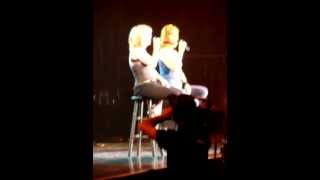 Kelly Clarkson &amp; Reba McEntire &quot;Cathy&#39;s Clown&quot; WV