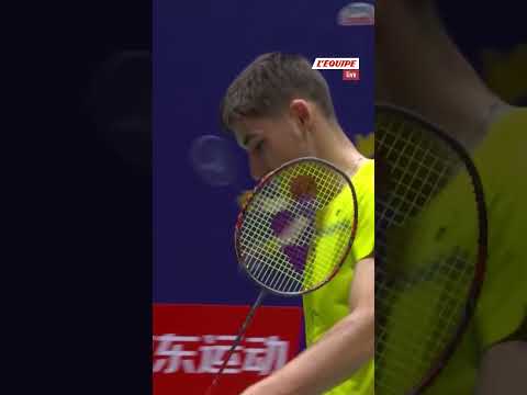 🇫🇷🏸 Christo Popov réussi ses débuts à l'Open de Chine et marque un point spectaculaire ! #badminton