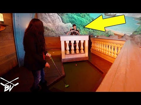 THIS MINI GOLF COURSE COMPLETELY SURPRISED US! MINI GOLF HOLE IN ONE AND AWESOME HOLES!