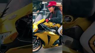 Download lagu Wife happy riding a motorbike mp3