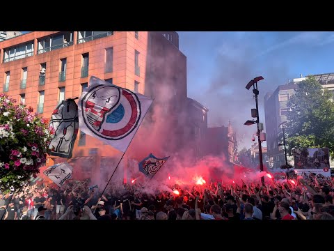 March naar Stadion : PSV-AS Monaco : 09/08/2022 : 3-2