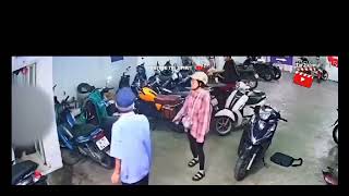 Thanh niên xăm trổ hổ báo tính nuốt chị đại nhưng không trôi