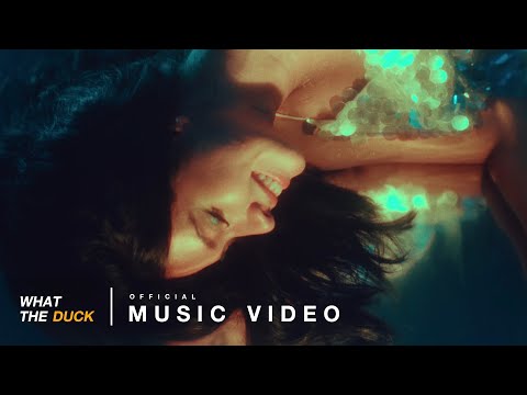 Valentina Ploy - Drunk Sleeping In Taxis [Official MV]