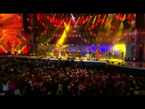 Shakira - Hips Don't Lie (2010 FIFA World Cup™ Kick-off Concert)