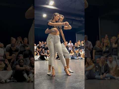 Azzedine X Sara Spécial move 🤍