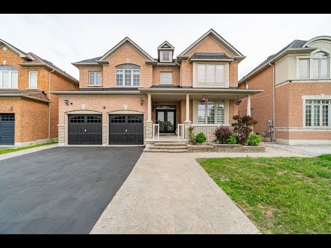 For Sale - 82 Mount Royal Circle, Brampton, ON L6P 2Y9