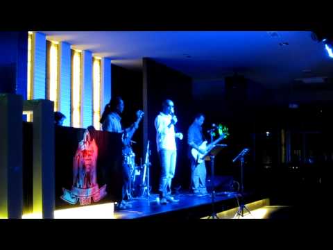 the malacca club - the night rythms band.(fr chankooncheng)