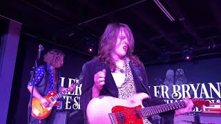 Shackles- Tyler Bryant &amp; the Shakedown