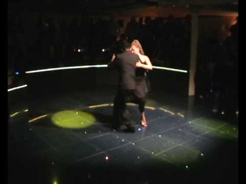  Manuela Lopez  and  Pablo Garcìa  are  dancing  to  the  tango  "  Golgota  "