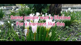 A MOMENT LIKE THIS - Leona Lewis (Lyrics)