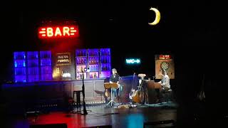 Rulo y La Contrabanda con Fito Cabrales - Mi cenicienta (En directo Santander 22-4-2018)