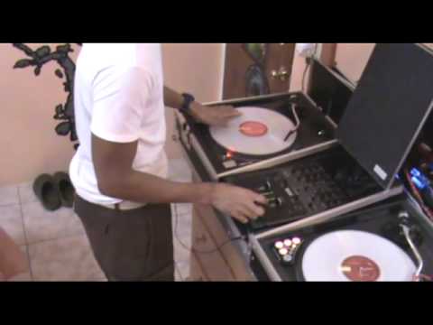 DJ Quixx "In The Lab"