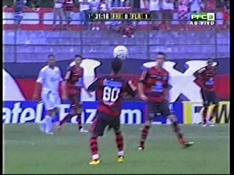 2010 Flamengo 3x0 Friburguense (Chapéu Lençol de Michael)