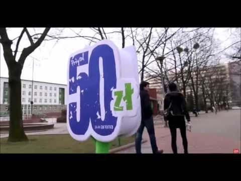 Elabika stroje reklamowe Przytul 50 złotych Park Handlowy Arena w Gliwicach