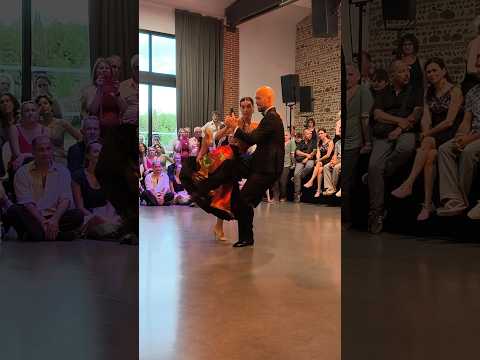 Milonga junto a Santiago Giachello & Color Tango #tango #tangoargentino #milonga #evalauramadar