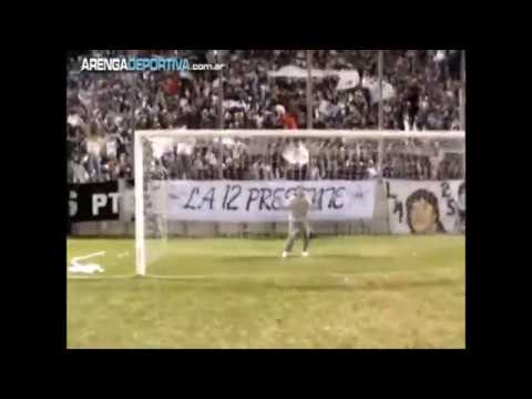 "HINCHADA DE CENTRAL NORTEâ™¥  frente a gral.paz junior" Barra: Agrupaciones Unidas &bull; Club: Central Norte de Salta