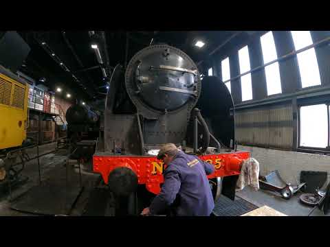 NYMR - Time Lapse video of No 825 having its buffer beam number painted and lined at Grosmont MPD