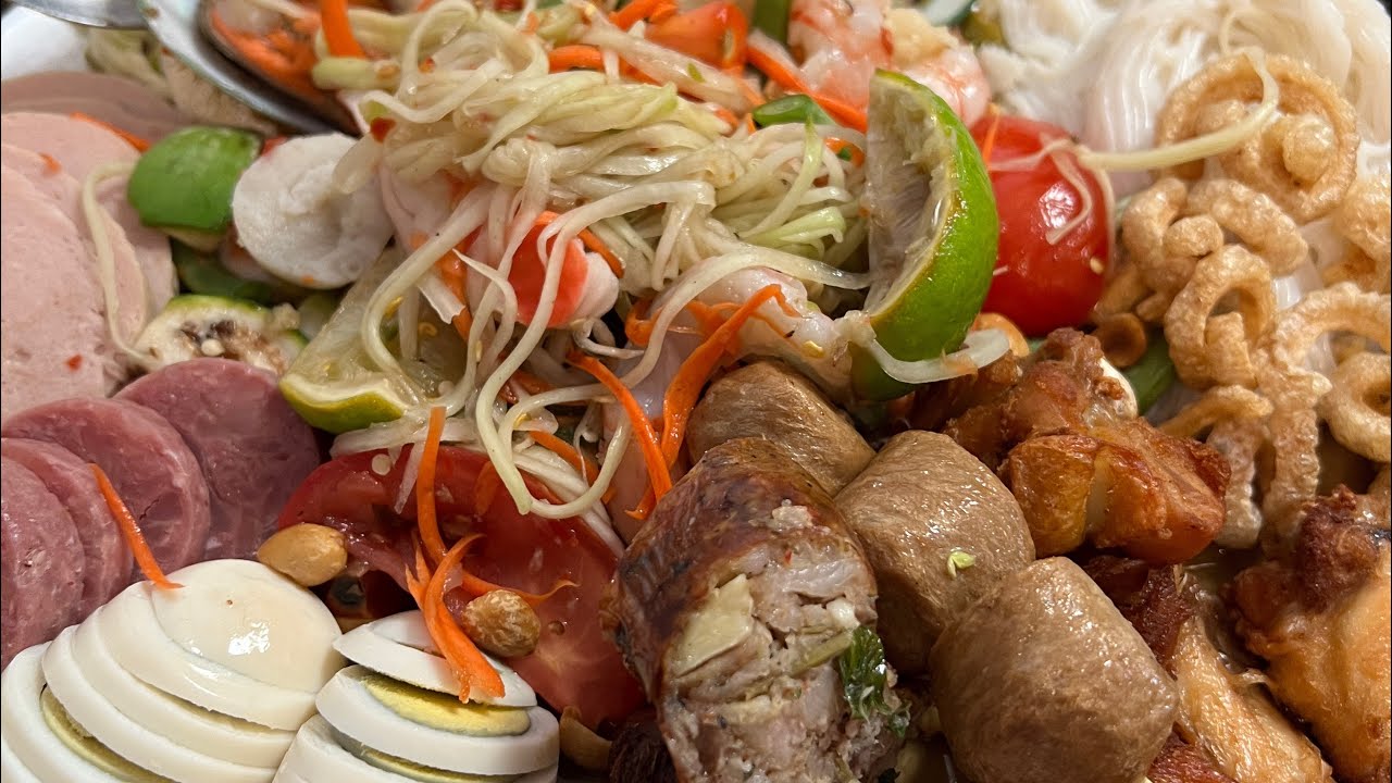 Interview with local business owner series Laos Thai Street food 訪問自我創業系列 寮泰街邊小吃餐館