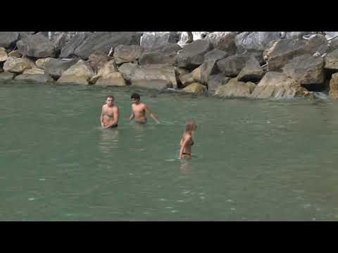 San Terenzo riaperta la spiaggia della Marinella 17082020