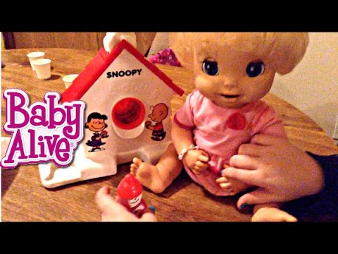 Baby Alive Real Surprises Doll Abigail eats from Cra-Z-Art Snoopy Sno-Cone Machine with Zoe