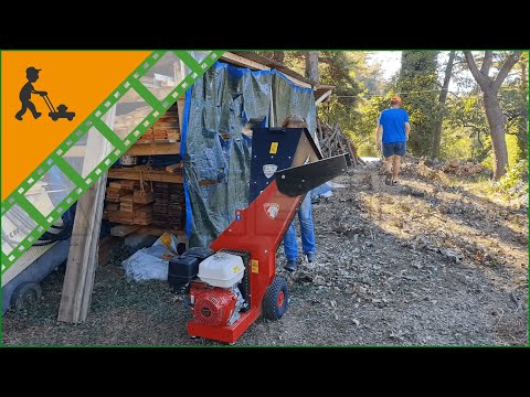 Petrol Garden Shredder Ceccato Tritone Maxi - Honda GX 390 engine - Customer's operating video