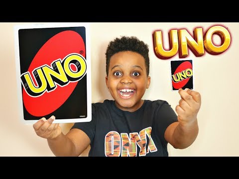 SHILOH PLAYS GIANT UNO! - Onyx Family