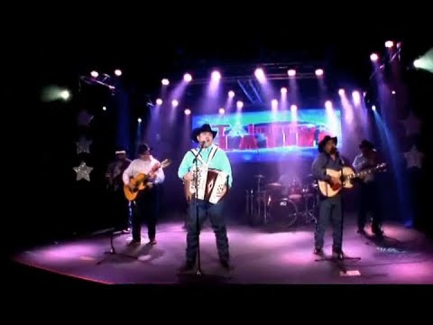 Intocable - Robarte Un beso ( Video Oficial )