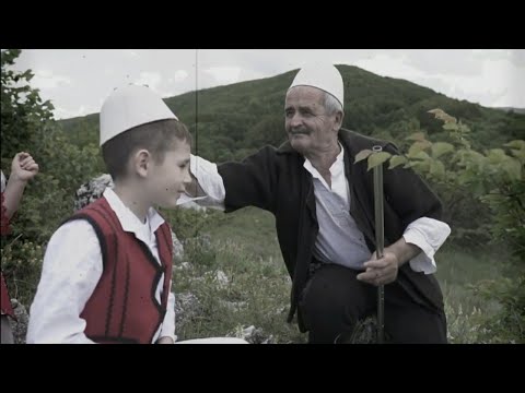 Dreni & Dea Ahmetaj - Diell e Hanë (Nana Loke)