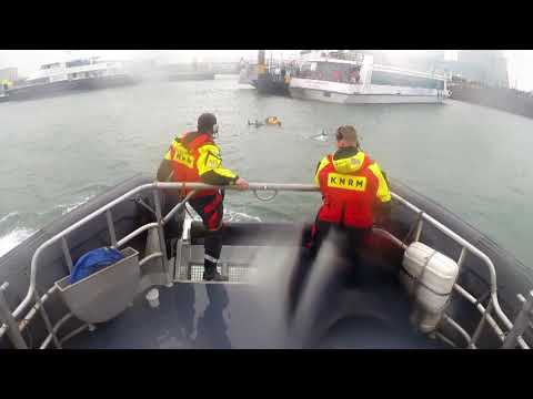 KNRM doet demo voor 85 jarig Havenbedrijf