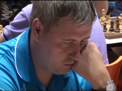 A 1.2.GM Evgeny E. VOROBIOV   - FM Rasul MUSAEV  1 - 0