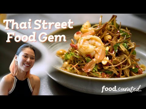 Where to Find The Best Spicy Thai Street Food in NYC: Tong Brooklyn 🇹🇭