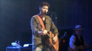 Billy Ray Cyrus - She's Not Crying Anymore ( LIVE in Renfro Valley)