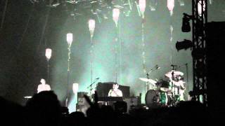 GRIZZLY BEAR - Sun In Your Eyes - Live @ Pitchfork Music Festival Paris - November, 3rd 2012