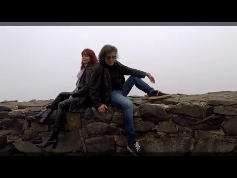 Něžná noc - Něžná noc - Nepátrej po stopách (oficiální videoklip)