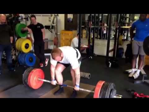 Myself with a 285kg dead lift. Darryn wright with 300kg x3 , zake 300kg x3 then a 320x1 from darrryn