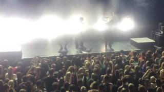 27 hours - Banks live at Paradiso