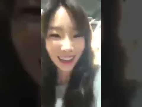 Taeyeon tried to mimic Tiffany's English