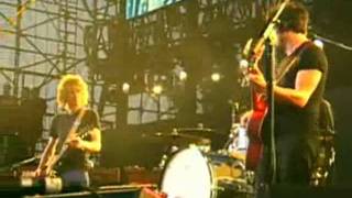 The Raconteurs - Top Yourself (Live at the KROQ Weenie Roast 2008)