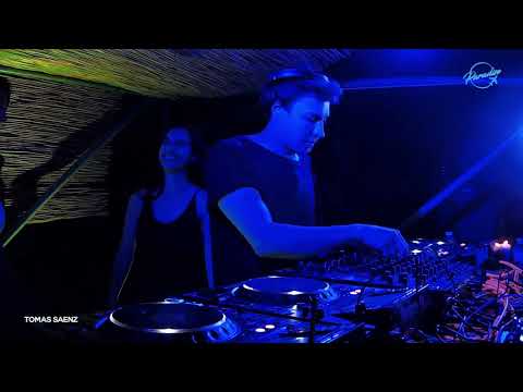 Tomas Saenz at Paradise #002