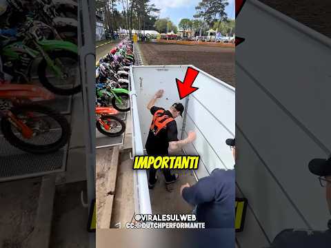 Il lavoro PIÙ IMPORTANTE in MOTOCROSS😱 #shorts