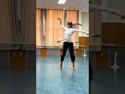 Uyghur dance - Oynasun