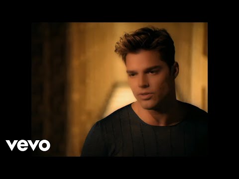 Ricky Martin - Vuelve (Video (Spanish) (Remastered))