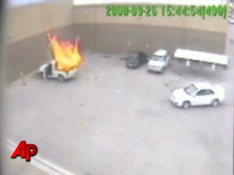 voiture gaz explosion humour travail peur