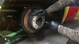 2015 Mercedes sprinter DIY handbrake adjustment VERY EASY