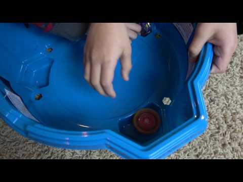 Beyblade Burtst battle!